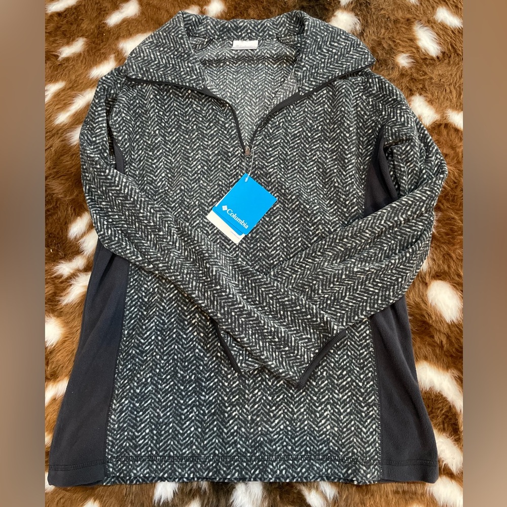 Womens Columbia fleece 1/4 zip pullover